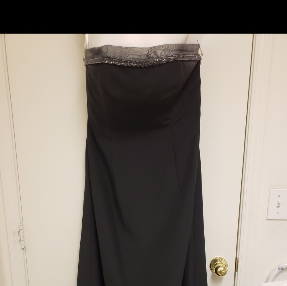 Women's Formal Strapless Dress